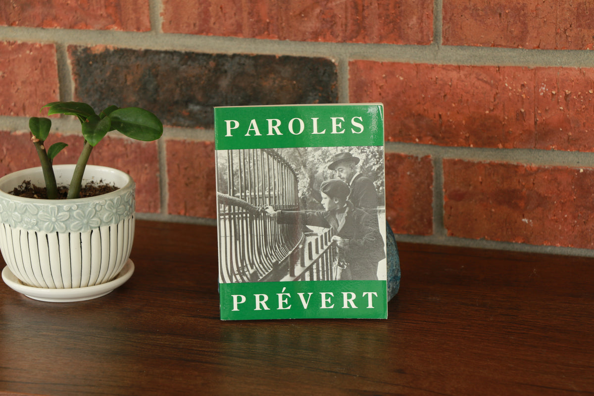 Paroles: Selected Poems (City Lights Pocket Poets Series) (French Edition)